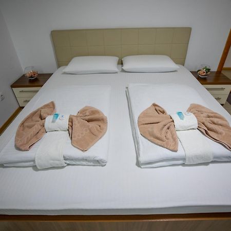 Guest House Agropapuk Šid Esterno foto