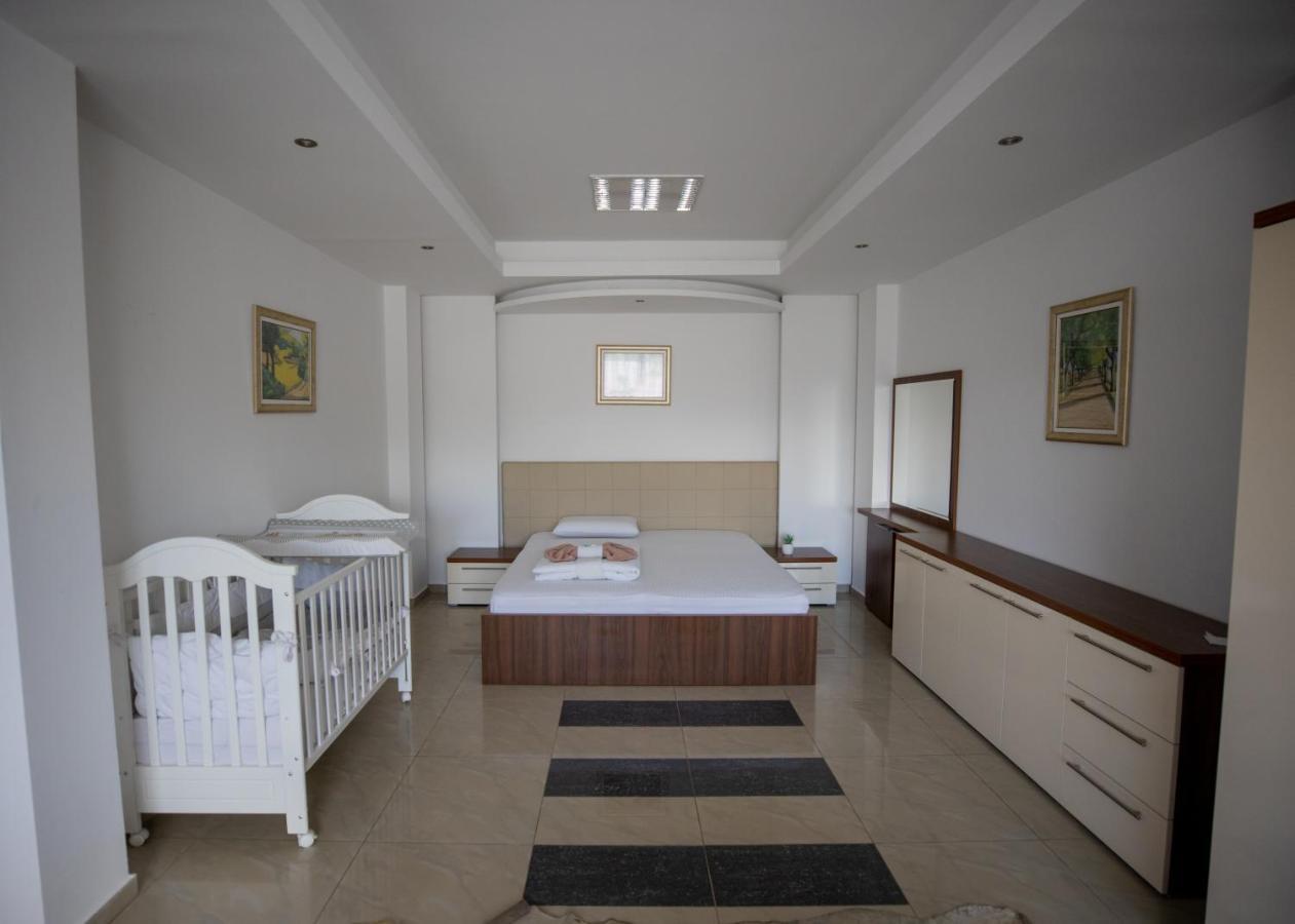 Guest House Agropapuk Šid Esterno foto