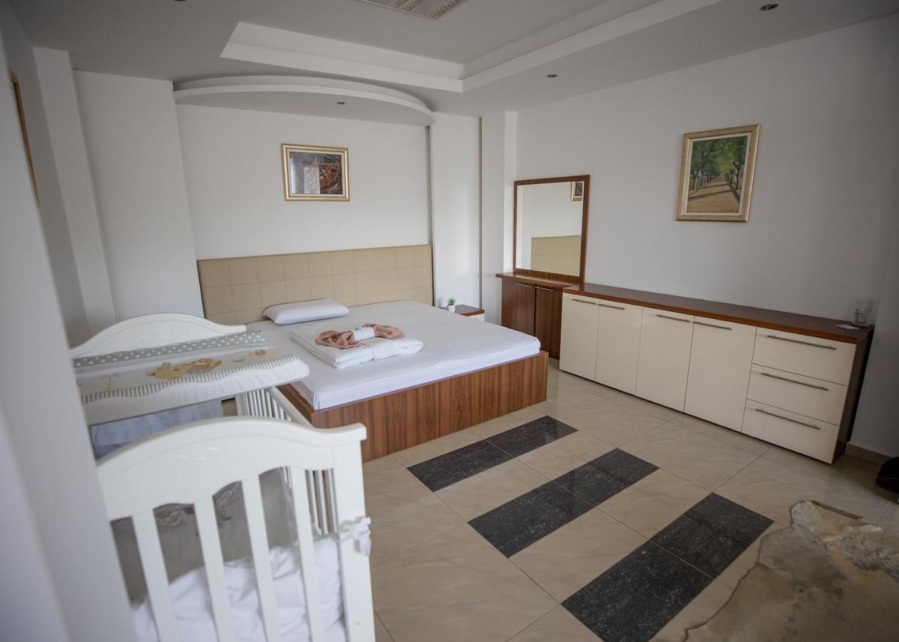 Guest House Agropapuk Šid Esterno foto
