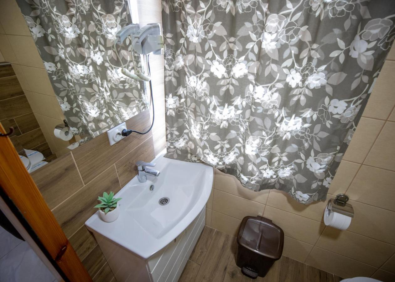 Guest House Agropapuk Šid Esterno foto